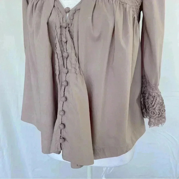 Free People Esme lavender button-up blouse. - Picture 13 of 13